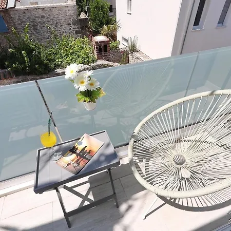 Lantställe Nika One Minute From -beach Zadar