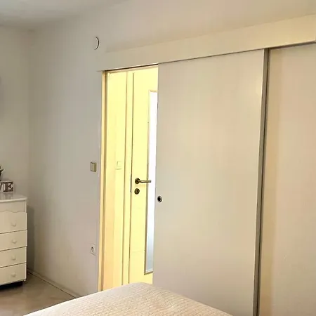 Nika One Minute From -beach Kır Evi