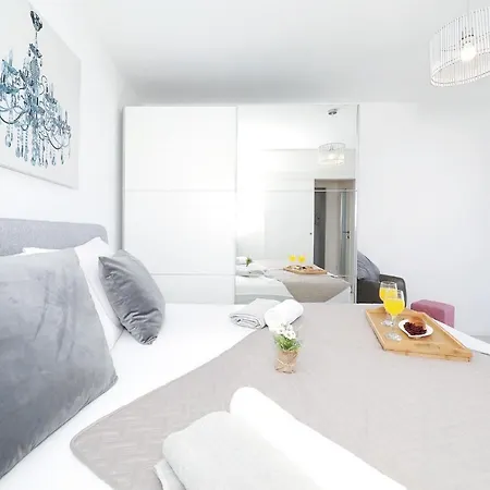 Nika One Minute From -beach Kır Evi *