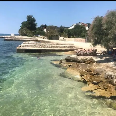 Séjour à la campagne Nika One Minute From -beach *