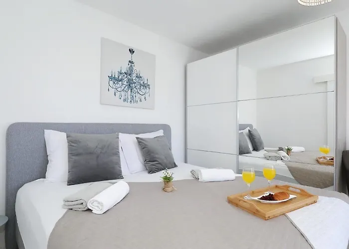 Nika One Minute From -beach Country house Zadar