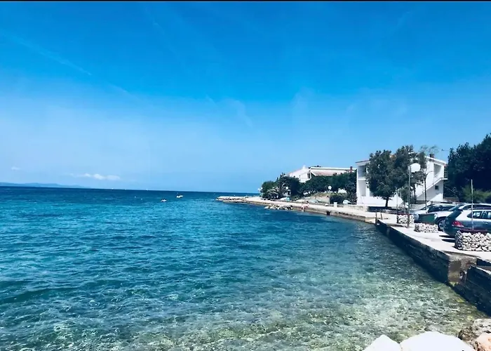 Nika One Minute From -beach Задар